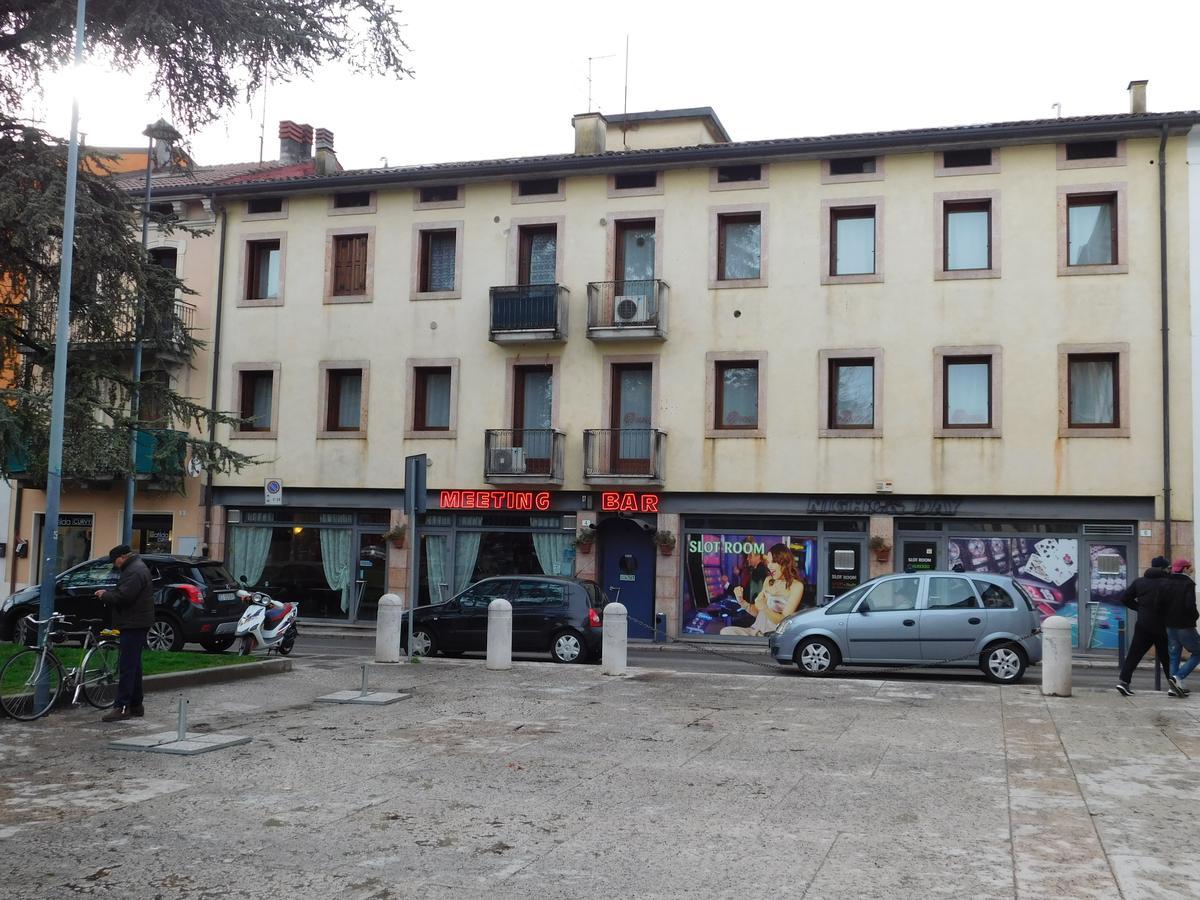 Aparthotel Residenza Meeting Werona Zewnętrze zdjęcie